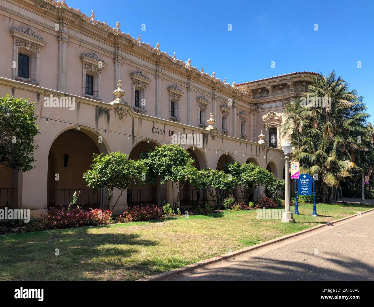 Golden acre tower hi-res stock photography and images - Alamy