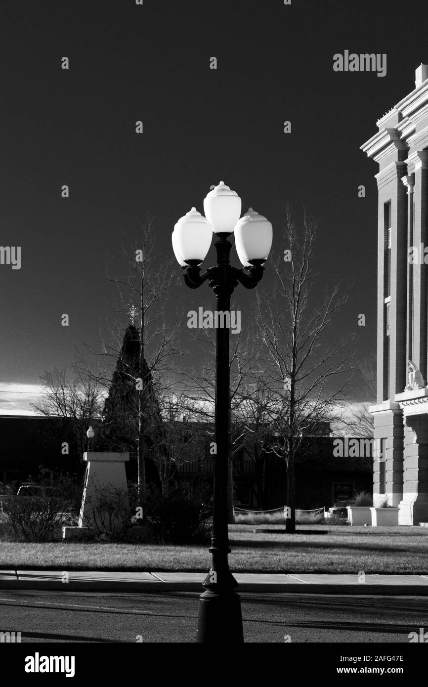 Old Style Street Lights, Randal County Court House, Canyon Texas Courthouse City Square, Canyon, Texas Stock Photo