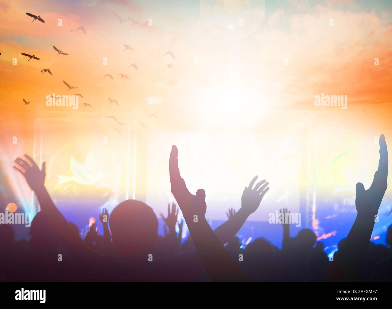 Christian worship concert hires stock photography and images Alamy