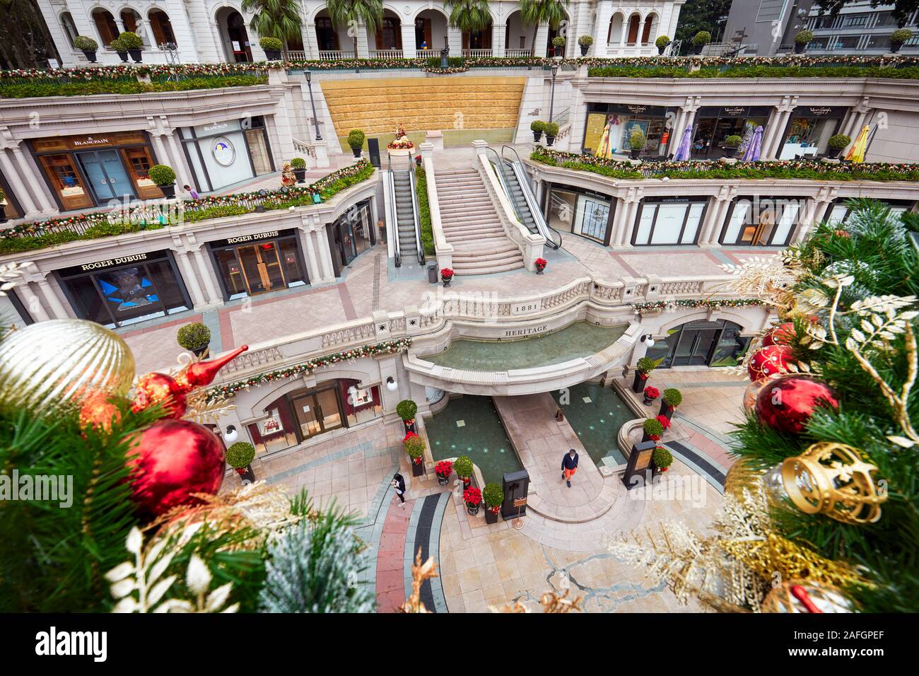 China Luxury Mall High Resolution Stock Photography and Images - Alamy