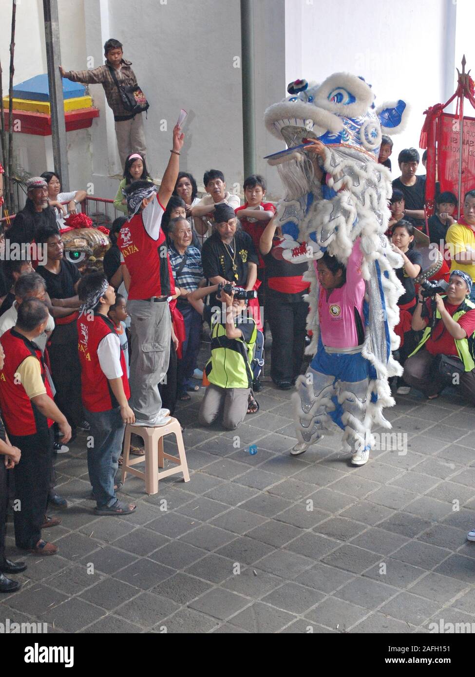 chinese new year puppet show