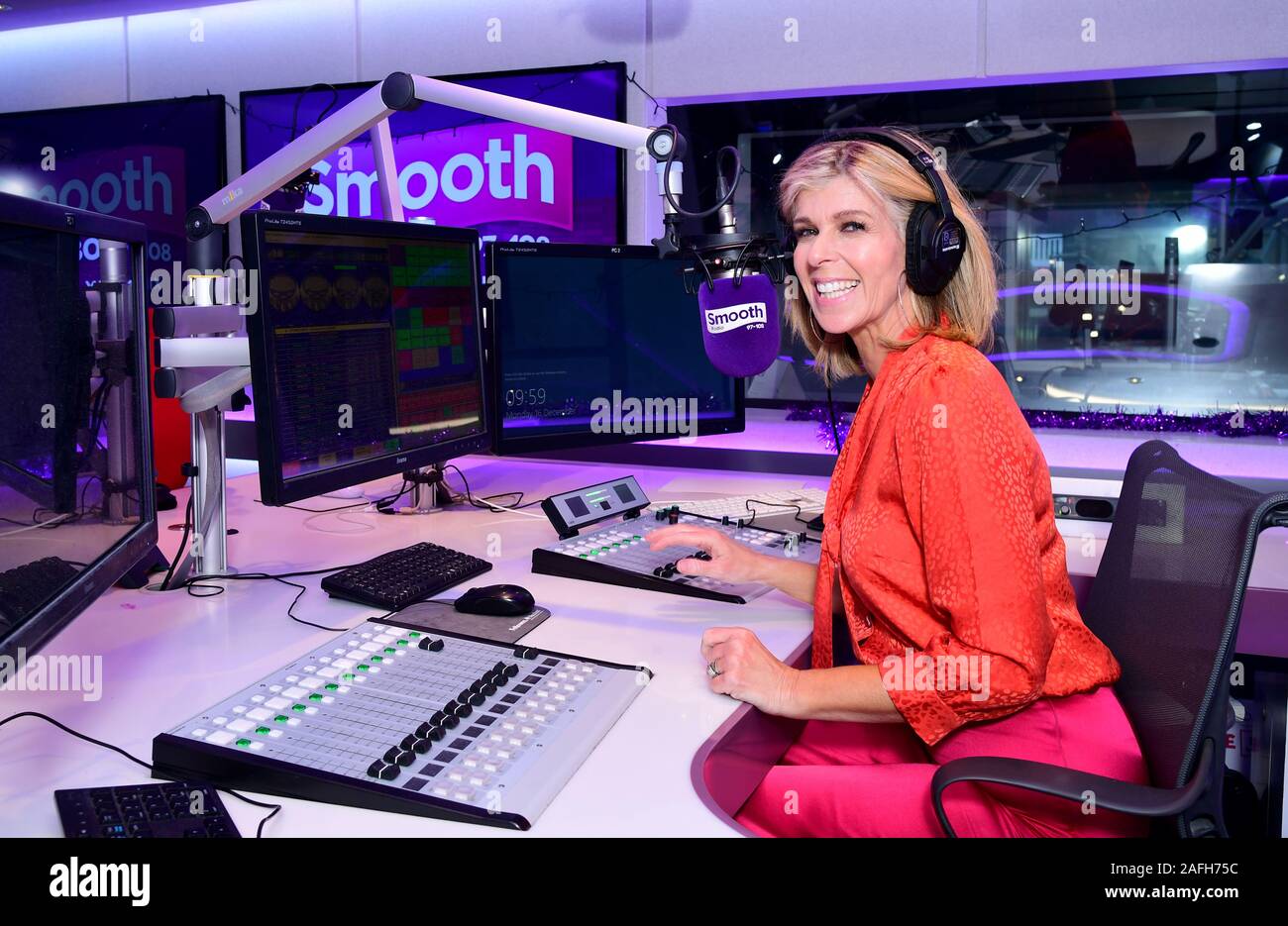 Kate Garraway returns to the Smooth Radio studio in London to present her  first national show since her time in the jungle on I'm A Celebrity... Get  Me Out Of Here! Stock