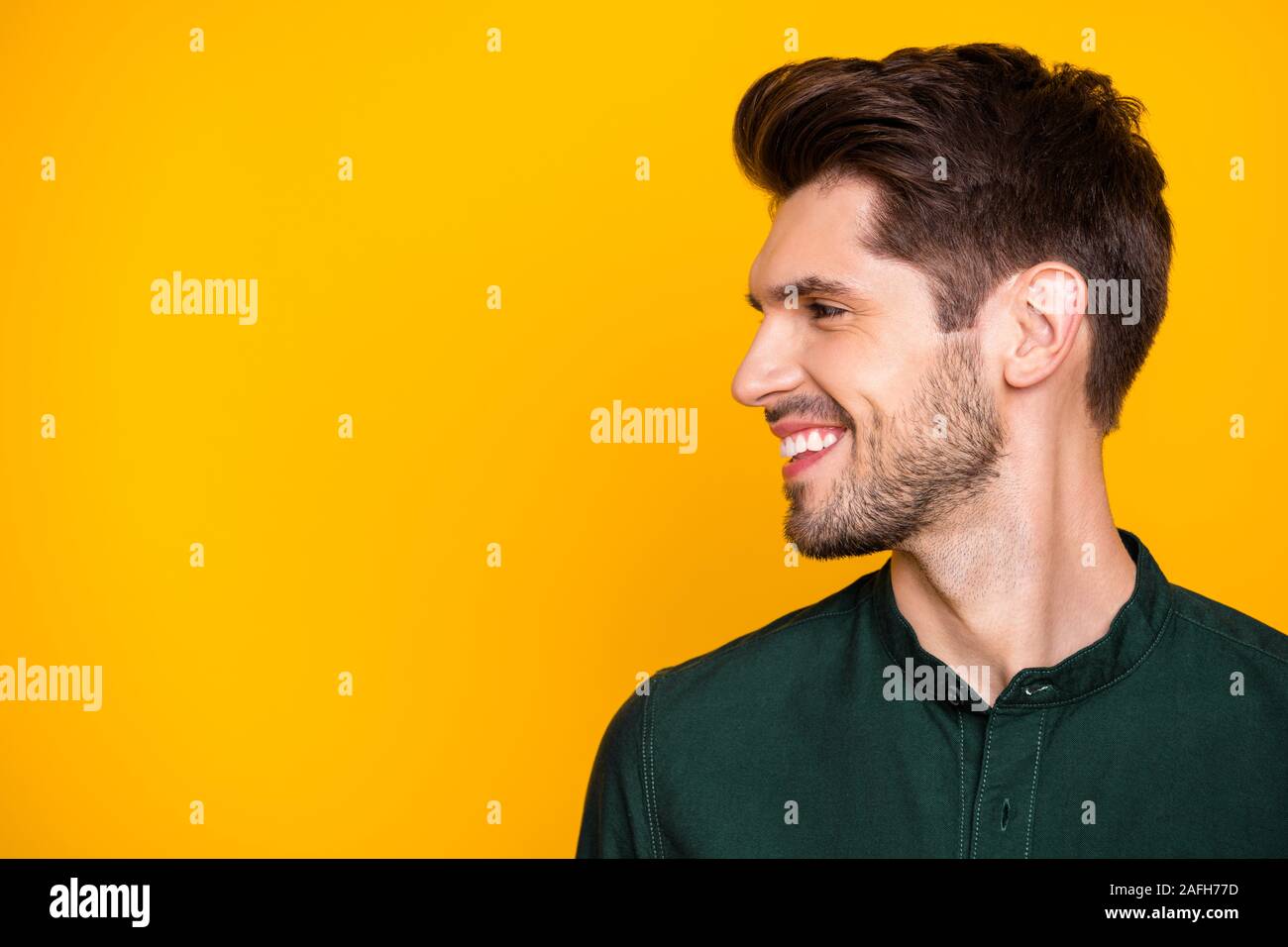 Profile Side Photo Of Smart Positive Charismatic Guy Look At Copyspace Enjoy Summer Holidays Spend Free Time With His Friends Wear Casual Style Stock Photo Alamy