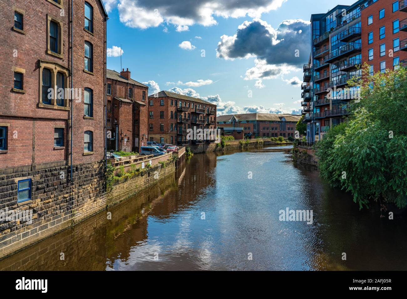 LEEDS, UNITED KINGDOM - AUGUST 13: View of the River Aire waterway with ...