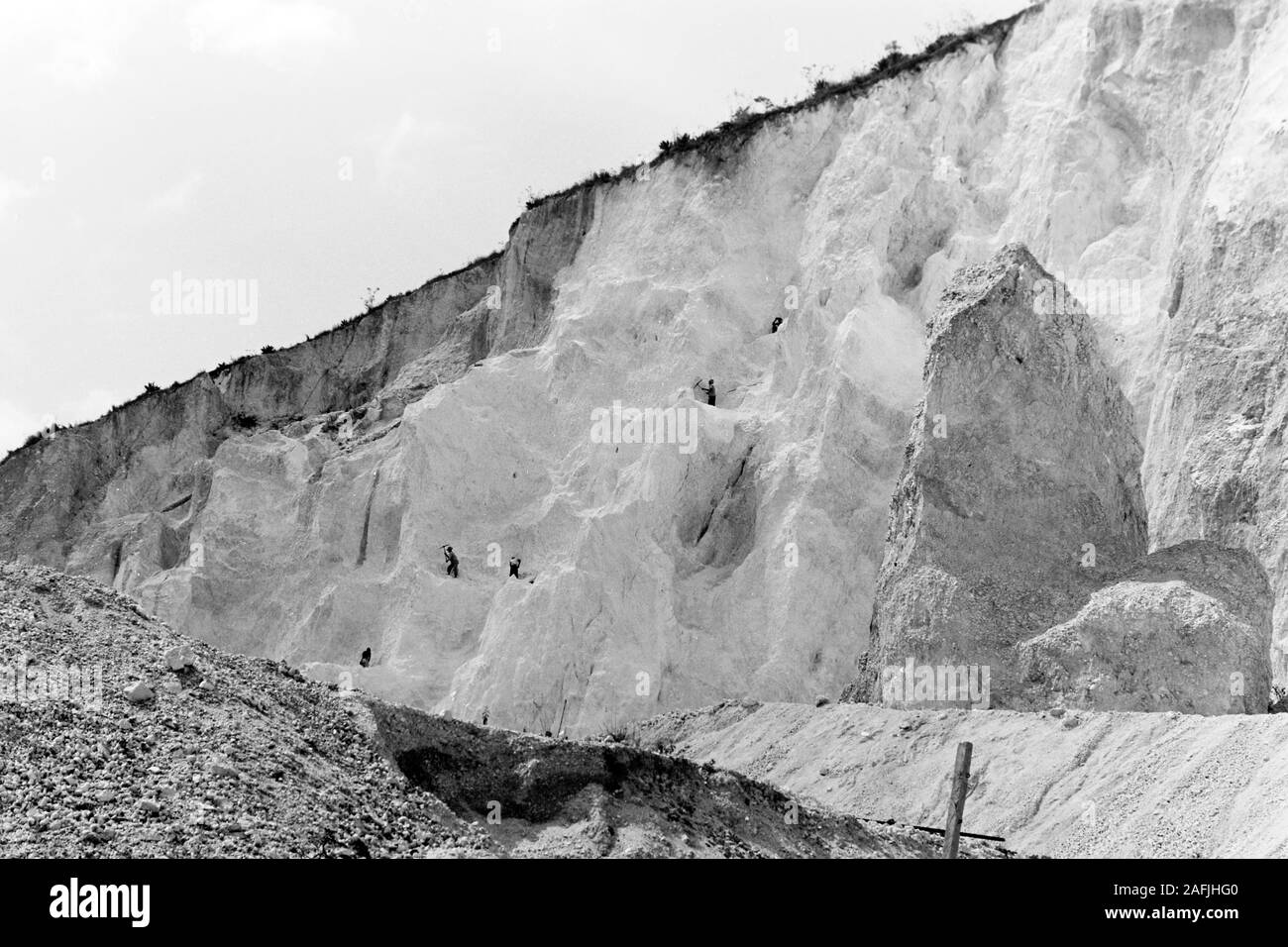 Arbeiter im Steinbruch, 1967. Workers in the quarry, 1967. Stock Photo