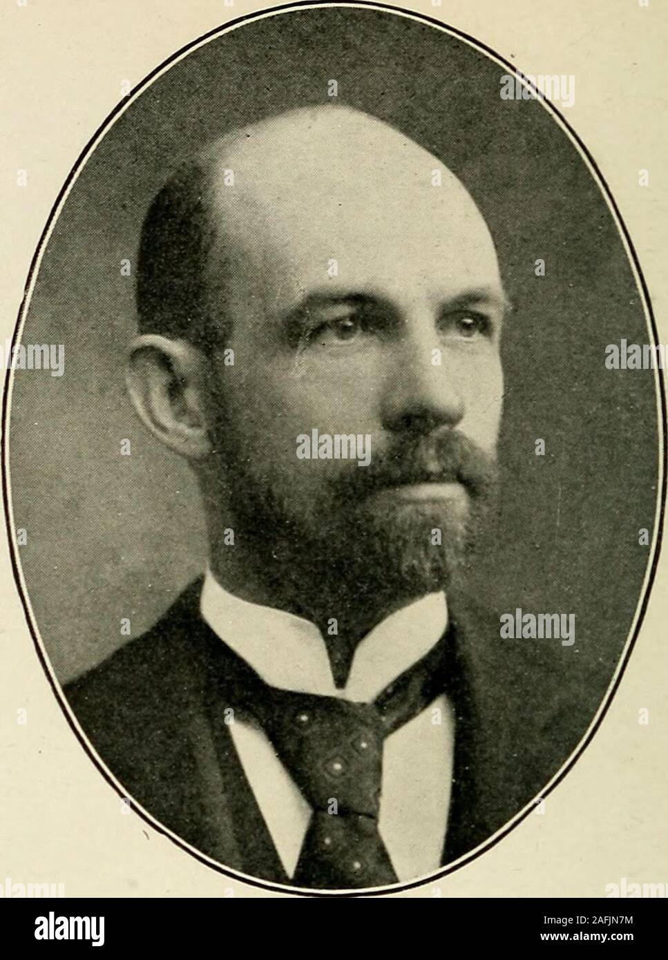 . Men of Minnesota; a collection of the portraits of men prominent in business and professional life in Minnesota. LYEE CHOLWELL BACON, M. D. ST. PAUL. CLINICAL PROF. OF OBSTETRICS MED. DEPT. OE HAMLINE UNIV.. KNOX BACON, M. D. ST. PAUL.PHYSICIAN AND SURGEON. Stock Photo