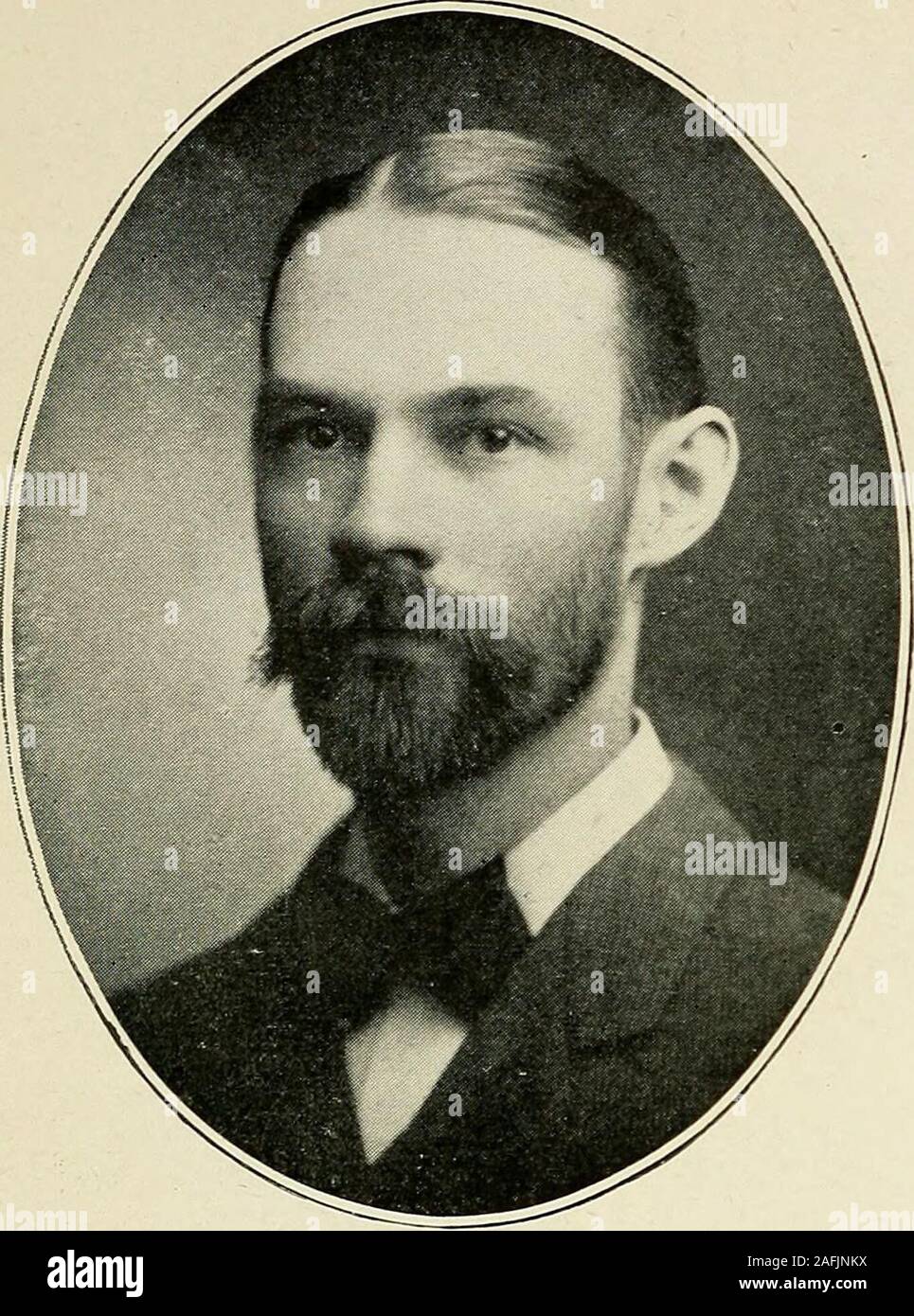 . Men of Minnesota; a collection of the portraits of men prominent in business and professional life in Minnesota. FREDERICK H. ODENDAHL, M. D. ST. PAUL. PHYSICIAN AND SURGEON) MEDICAL DIRECTOR MINN. MUTUAL CASUALTY CO, 15 2l8 MEN OF MINNESOTA.. LYEE CHOLWELL BACON, M. D. ST. PAUL. CLINICAL PROF. OF OBSTETRICS MED. DEPT. OE HAMLINE UNIV. Stock Photo