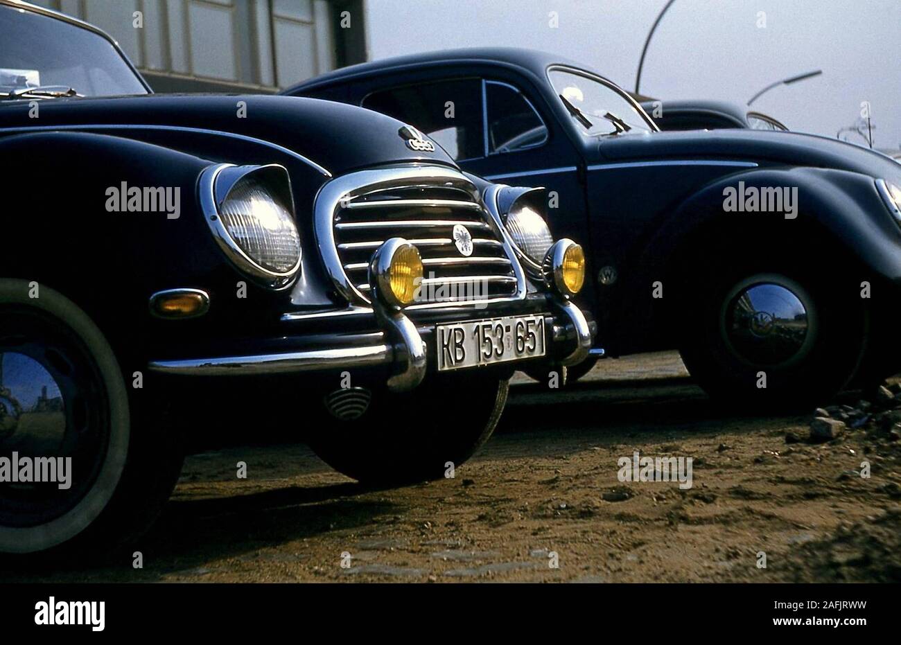 Audi and VW-Beetle in front of the Bikini-House in Berlin Stock Photo -  Alamy