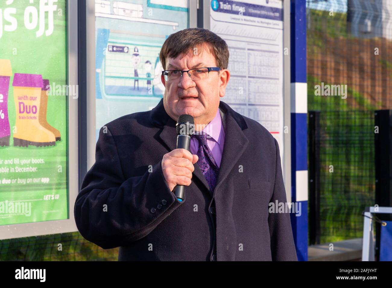 Warrington, Cheshire, UK. 16th Dec, 2019. Professor Steven Broomhead, Chief Executive of Warrington Borough Council addresses the guests at the official opening of Warrington West Railway Station on 16 December 2019 Credit: John Hopkins/Alamy Live News Stock Photo