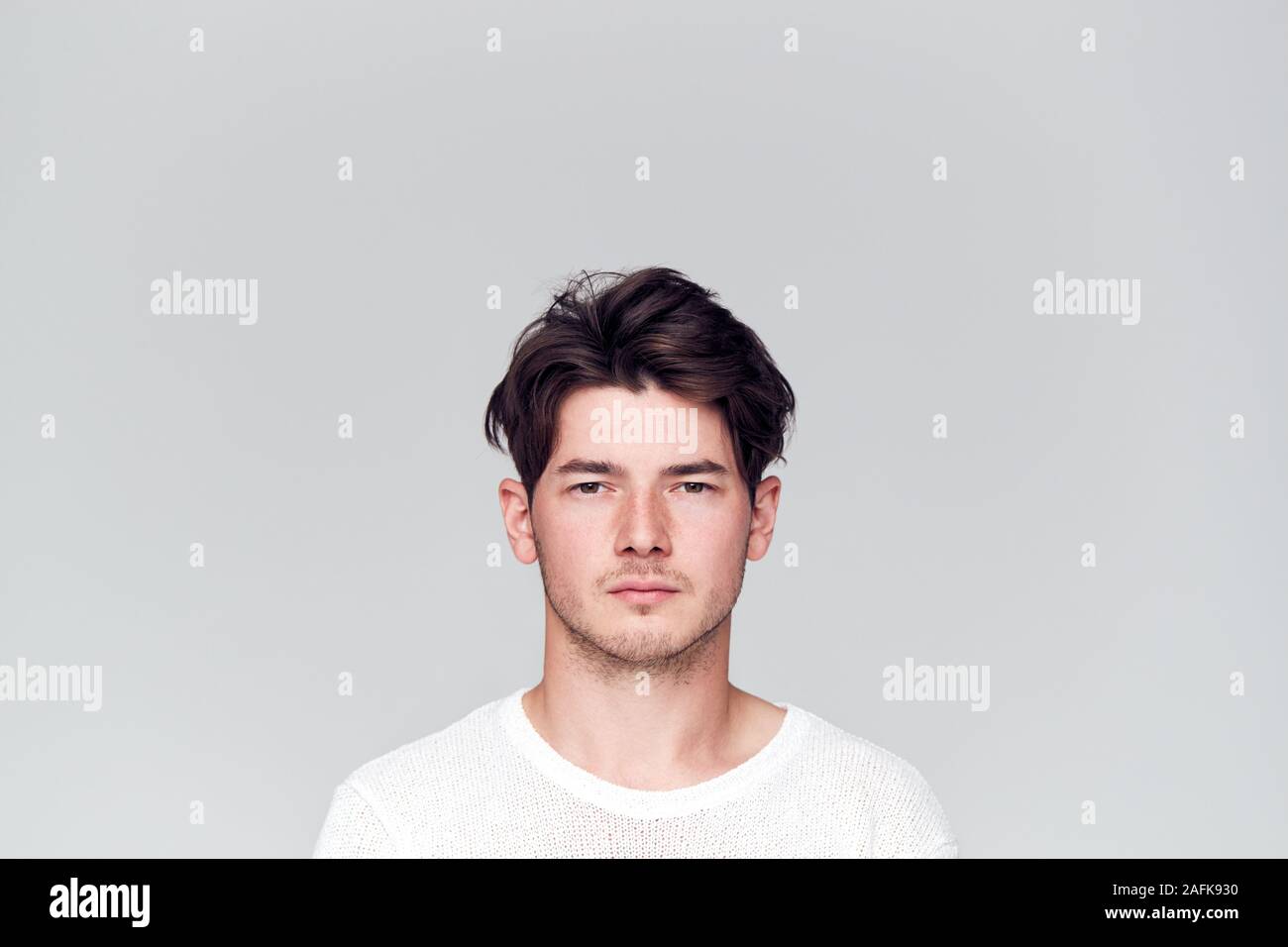 Studio portrait of young man hi-res stock photography and images - Alamy