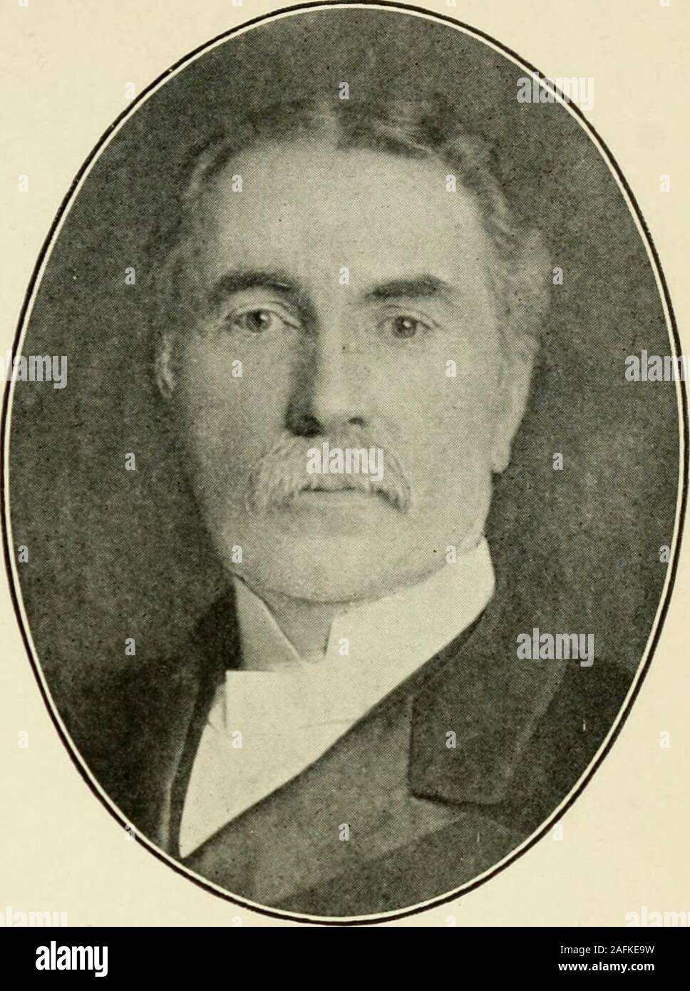 . Men of Minnesota; a collection of the portraits of men prominent in business and professional life in Minnesota. PROF. JOHN W. BELL, M. D. MINNEAPOLIS.PHYSICAL DIAGNOSIS AND CLINICAL MEDI-CINE UNIV. OF MINN.. JOHN w. McDonald, m. d. MINNEAPOLIS.EMERITUS PROF. OF SURGERY HAMLINE UNIV. Stock Photo