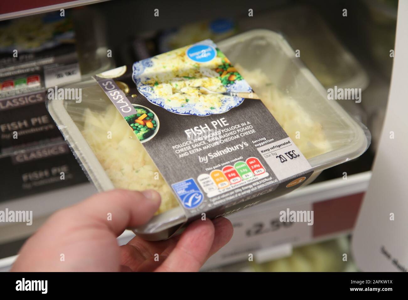 Microwave sale sainsburys deals