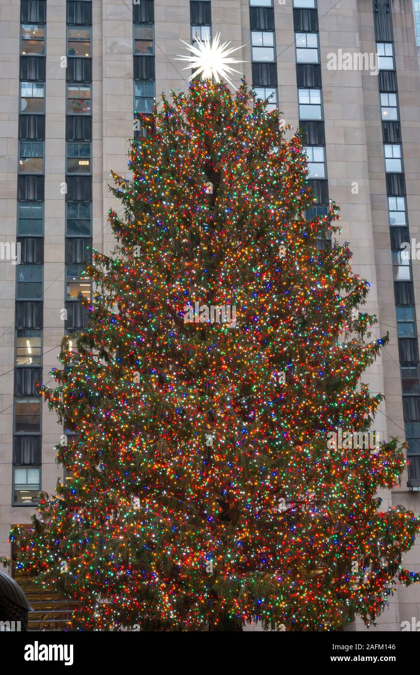 The Rockefeller Center Christmas Tree, NYC, USA Stock Photo Alamy