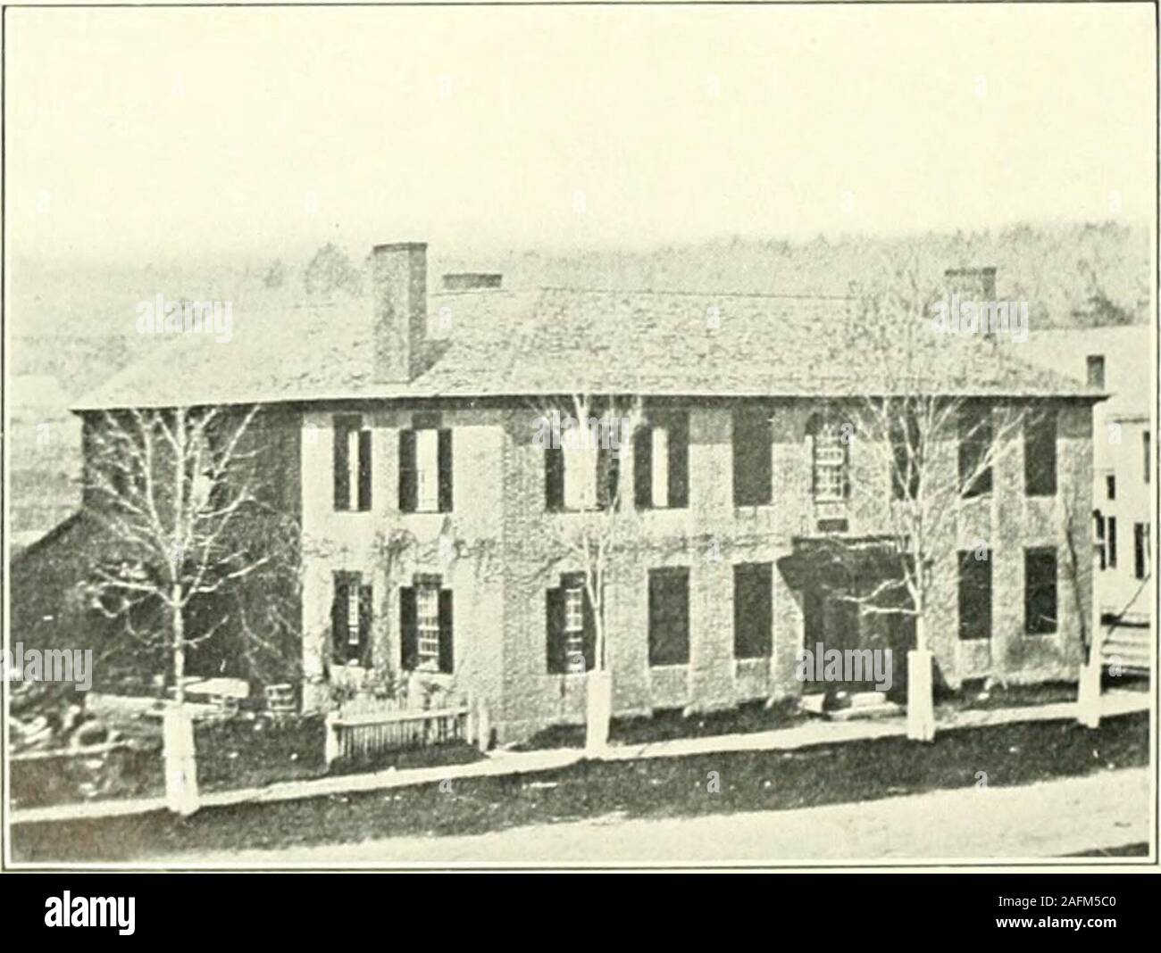 . Genealogical and family history of the state of Maine;. Manning Manse, Billerica, Mass. Samuel Manning—1696.. Cheney Mansion, Newpokt, N. H.Home of Col. Wm. Cheney, where Laeayette was entertained in 1824. STATE OF MAINE. 1807 Her father was a son of James, who was ason of Lionel Chute. John Cheney died Sep-tember 2, 1750, and was survived by his wifeonly eight days. Their children were: Ed-mund, Martha, Marv, Sarah, John and Ju-dith. (I) John (3), younger son and fifth childof John (2) and Hilary (Chute) Cheney, wasborn ]May 23, 1705, in Xewbury, and residedin that part of Veston now Sudb Stock Photo