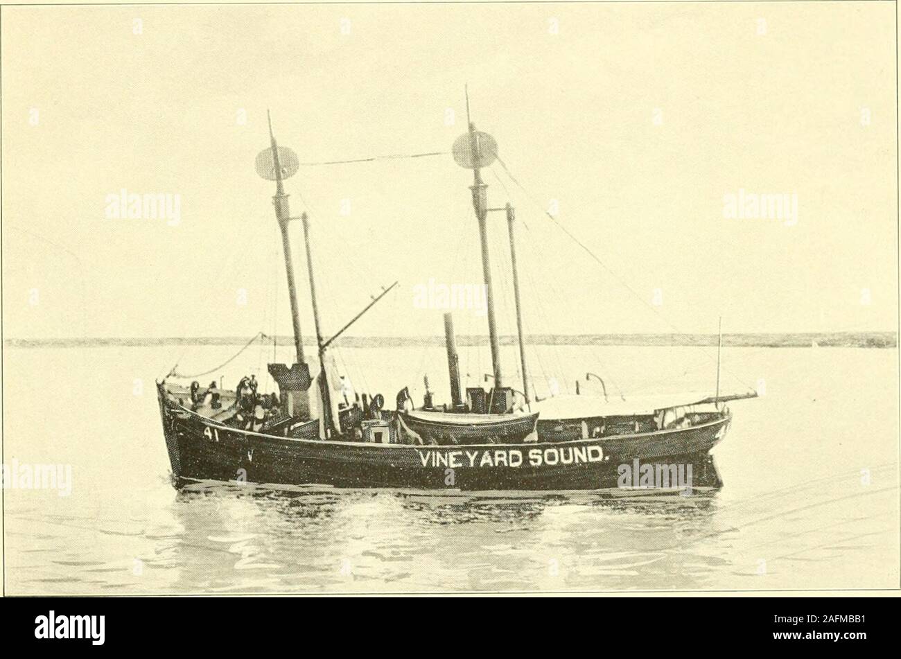 . Fifty glimpses of Martha's Vineyard Island. Containing photographic views of Cottage City, Vineyard Haven, Gay Head, and other places on the island, together with views of Wood's Hole. NEW YORK WHARF, KASIVll.LE.26. VINEYARD SUUX1&gt; LIGHT SHIP.27 fiTll Stock Photo