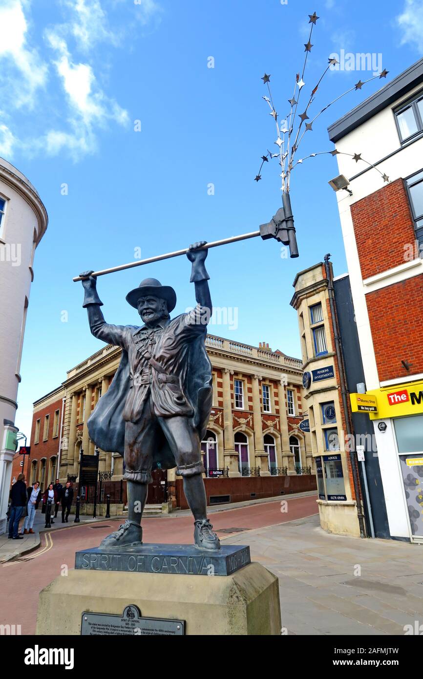 Bridgwater Carnival, Spirit Of Carnival statue, with squib,firework,Somerset,South West England,UK, TA6 Stock Photo