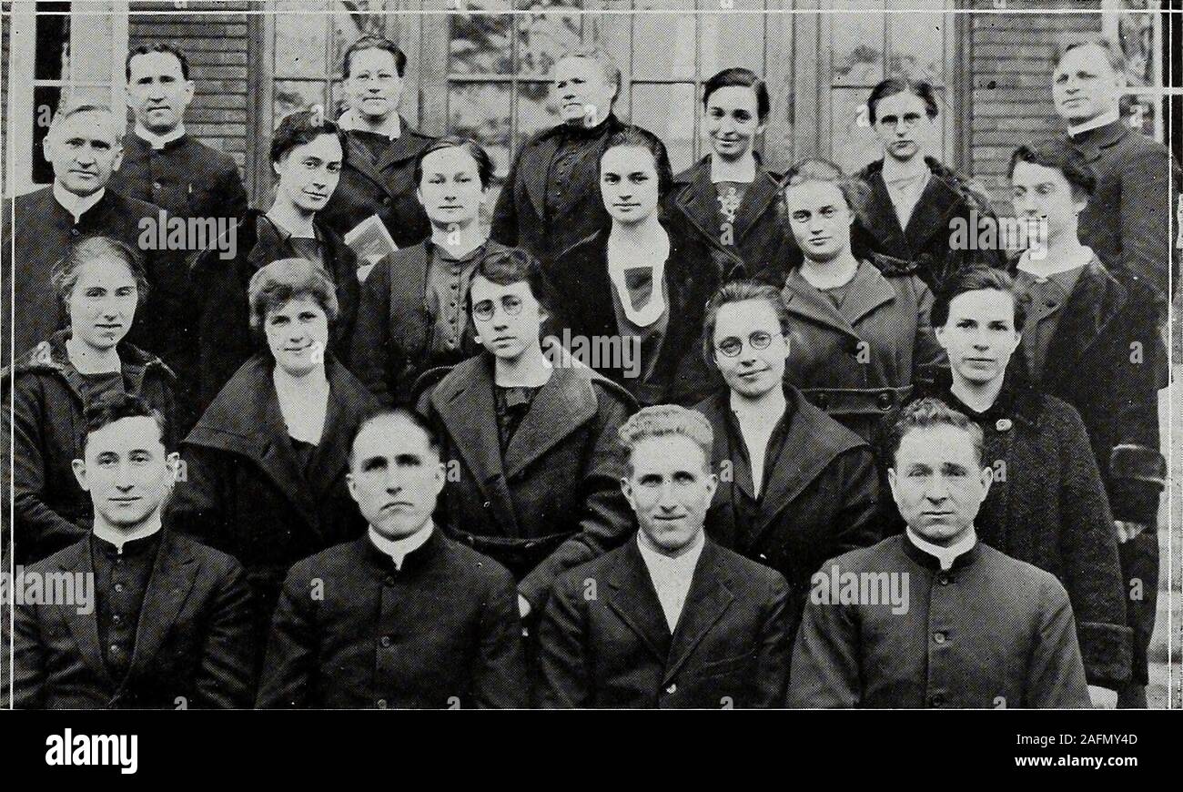 Aurora. h RussellOtto, alternate. Sophomore—Arthur Shively, ernon Fairhurn,  .msey Bollinger, withHolland Wolfe, alternate. Junior—Grace Hollenberg,  Paul Norris, Forbes Norris with C. E. Jack-son, alternate. Senior—J. Roy  Blough, Mabel Keller. Merlin ...