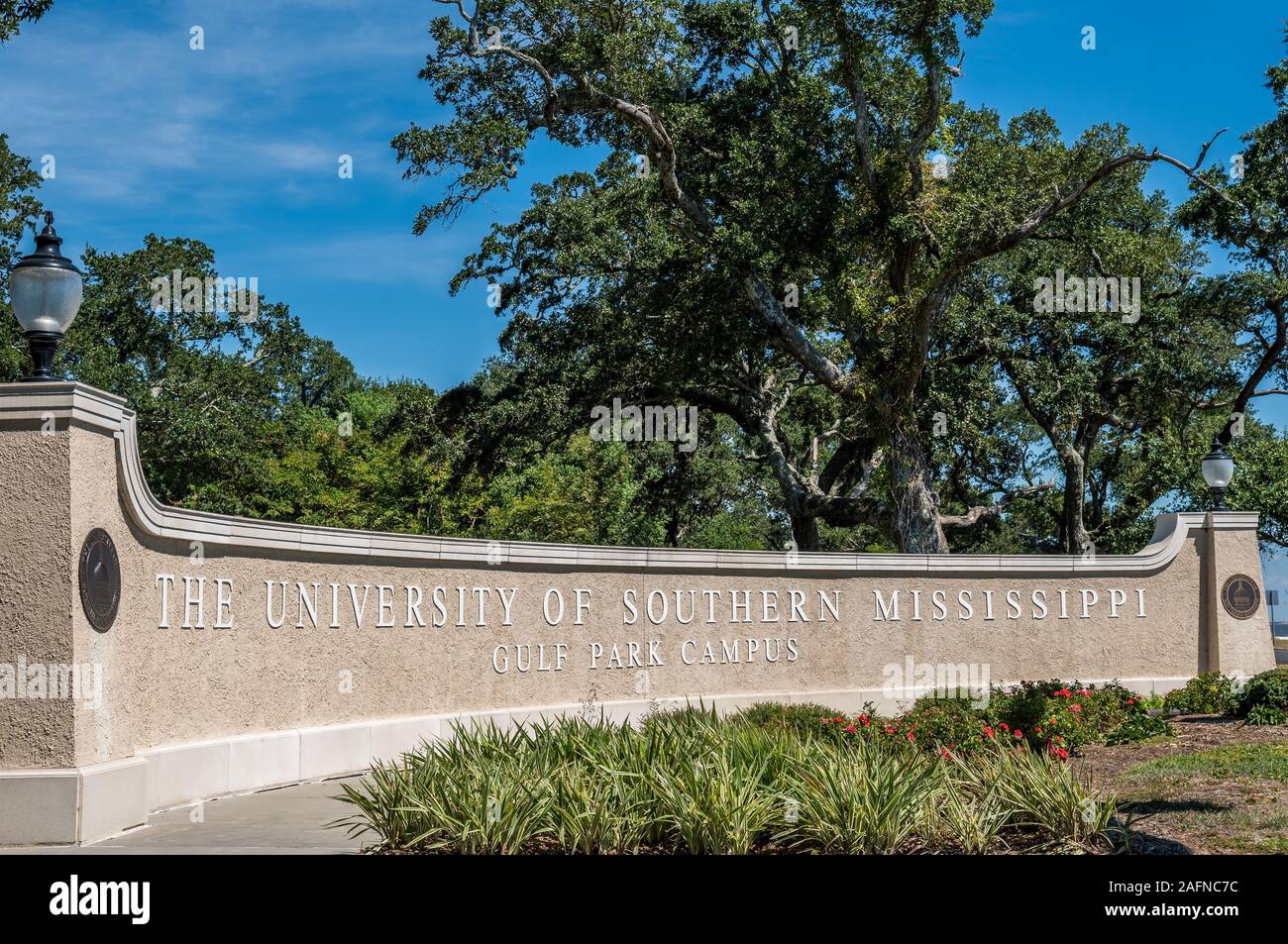 The University of Southern Mississippi Gulf Park campus sign, Long Beach, Mississippi, USA Stock Photo