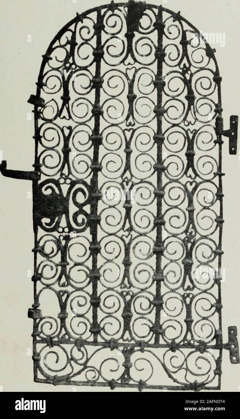 . ColecciÃ³n de hierros de Santiago RusiÃ±ol. Puerta catalana, siglo XIII III. Keja catalana del siglo XIV Stock Photo