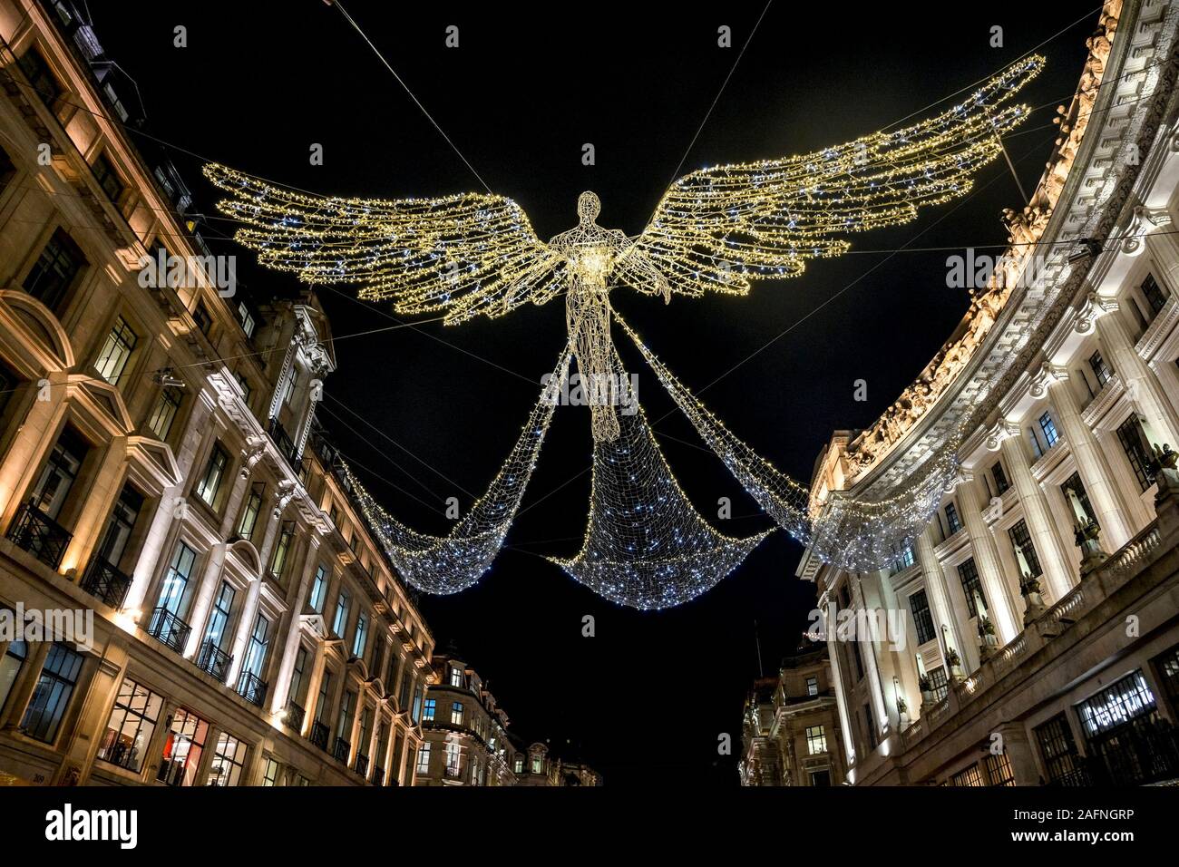 Regent st christmas lights hires stock photography and images Alamy