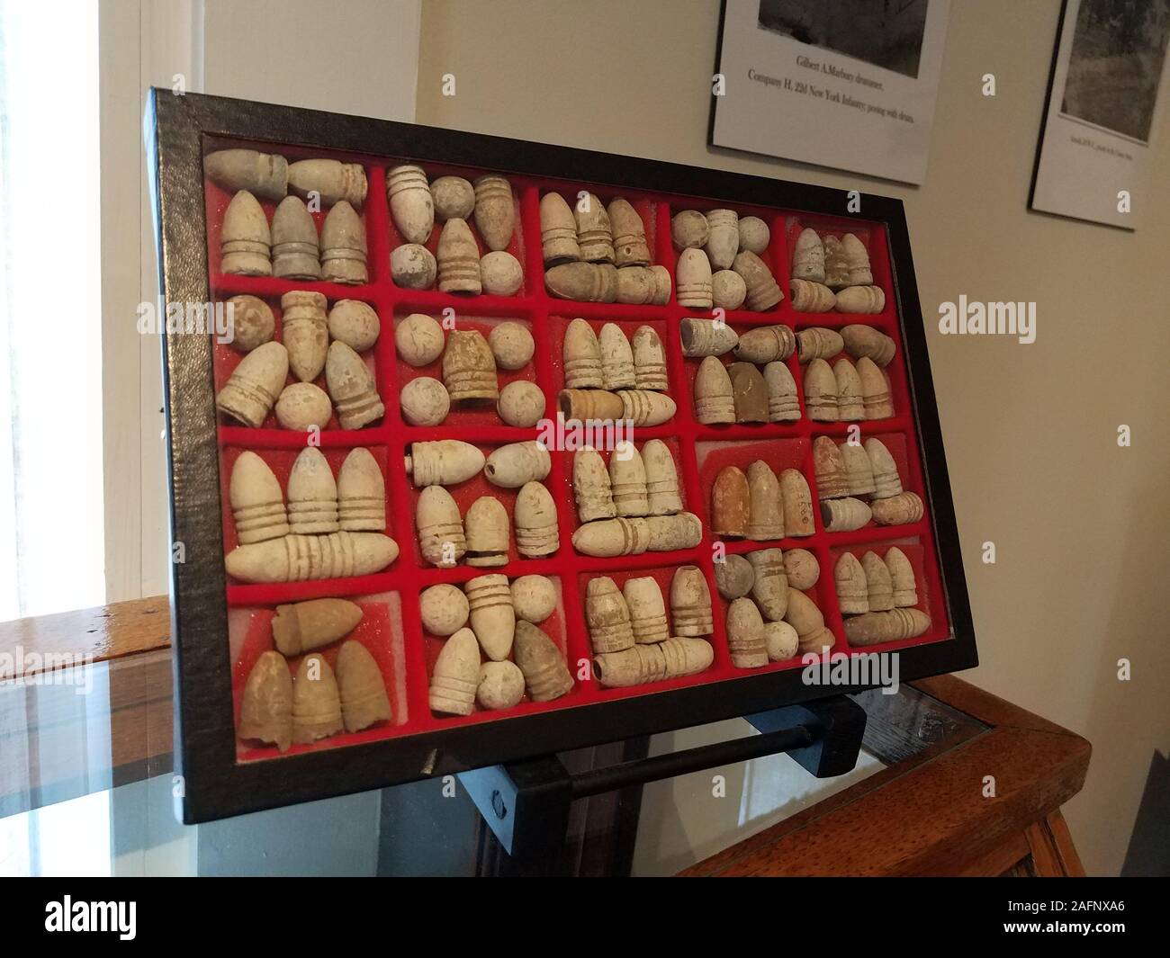 Exploder Bullets Vintage Old bullets hi-res stock photography and images - Alamy