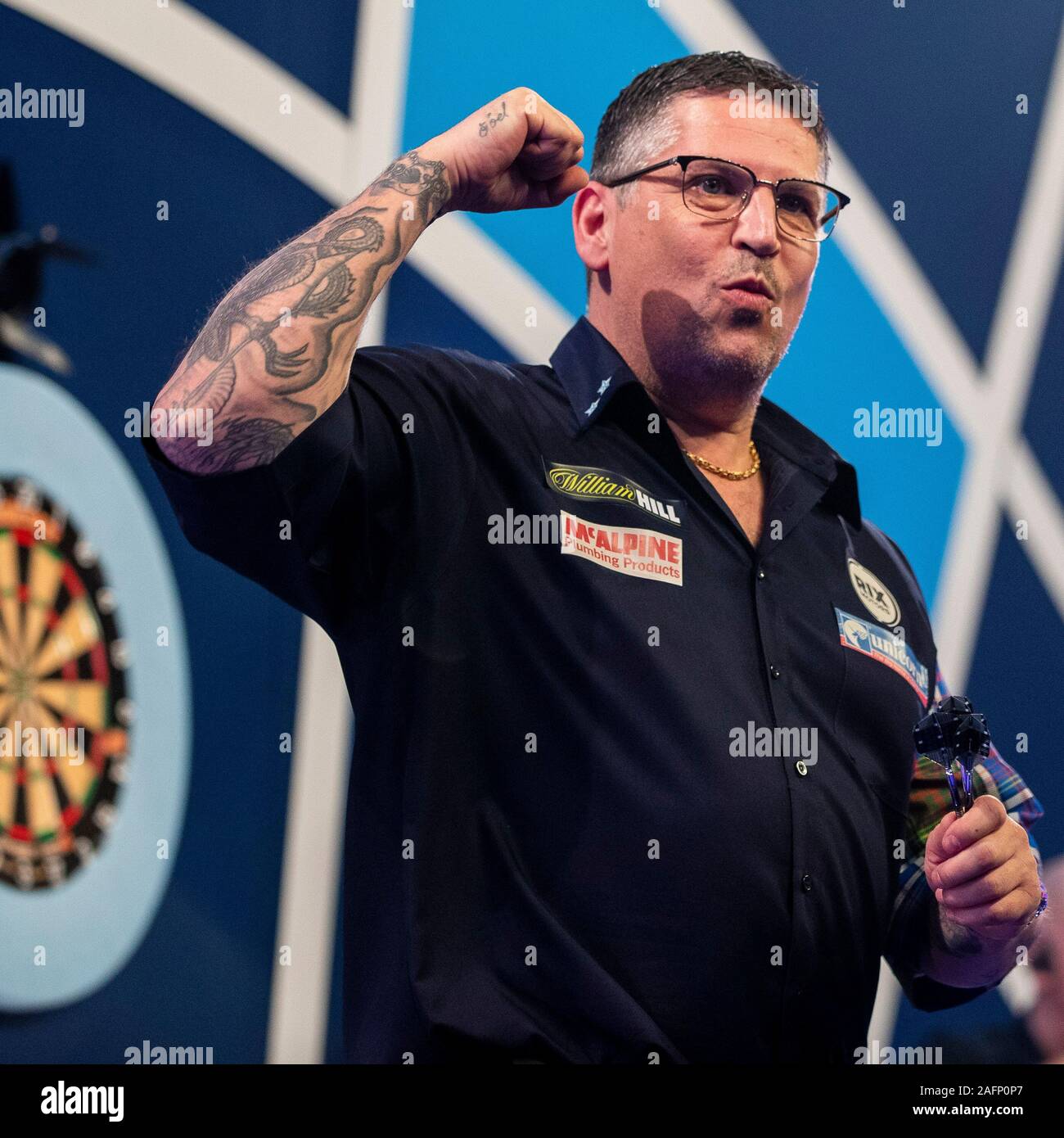 Gary Anderson Darts High Resolution Stock Photography and Images - Alamy
