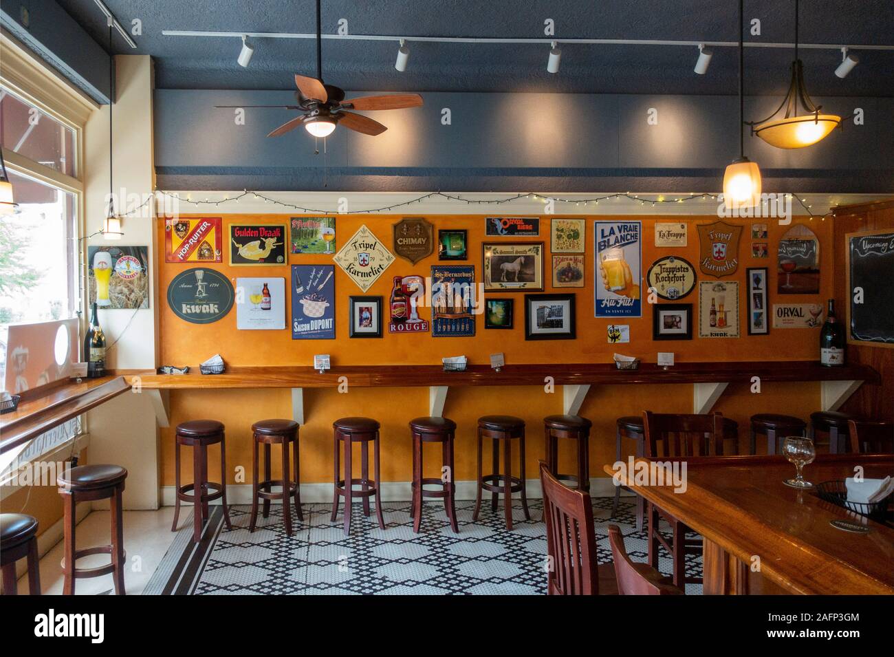 Restaurant Posters High Resolution Stock Photography and Images Alamy