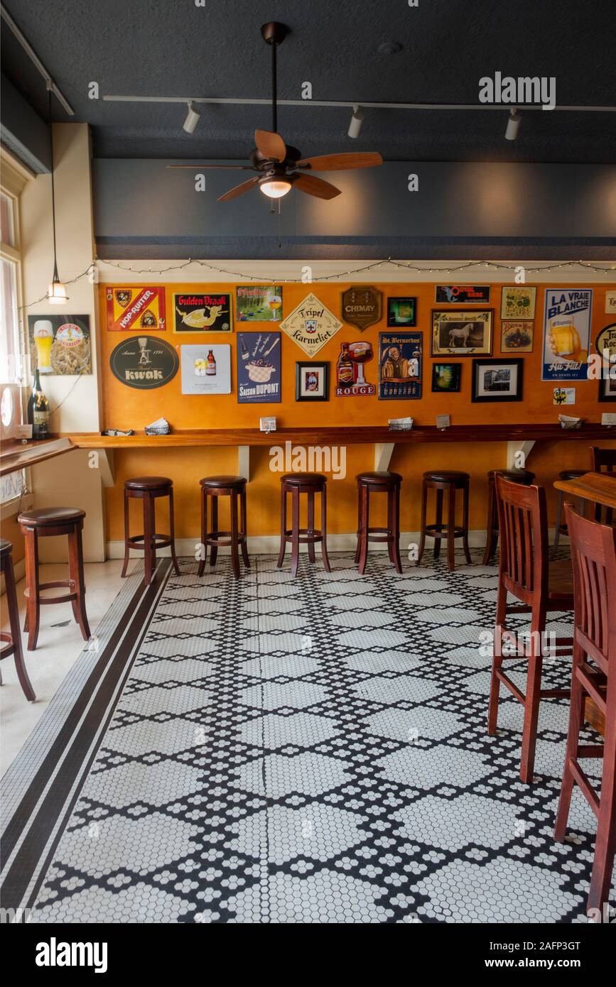 Madison restaurant hires stock photography and images Alamy