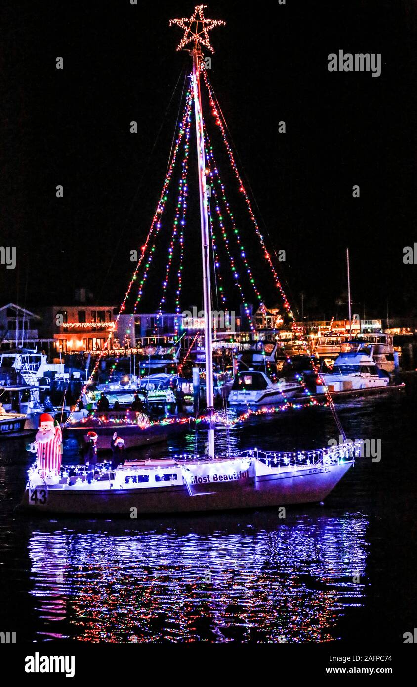Huntington beach boat parade hires stock photography and images Alamy