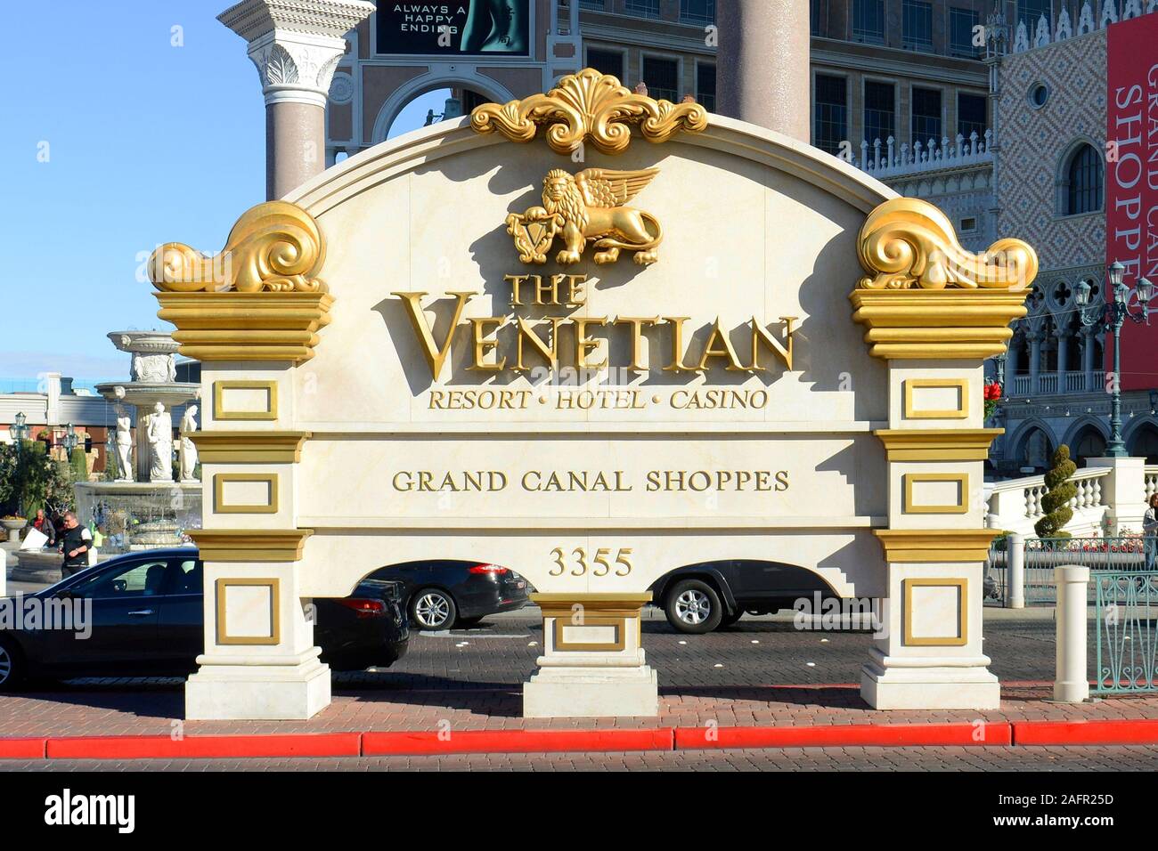 Entrance of The Venetian Resort on Las Vegas Strip in Las Vegas, Nevada,  USA. The Venetian resort complex is the second largest hotel in the world  Stock Photo - Alamy