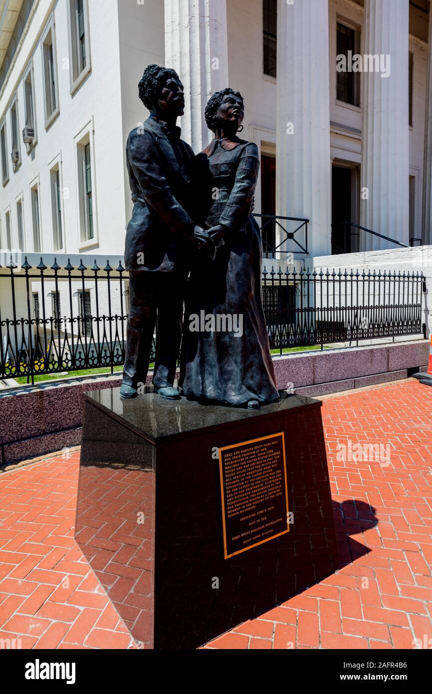 MAY 16, 2019, ST LOUIS, MO, USA - Statue noting the historic Dred Scott decion at St. Louis Old Courthouse that helped trigger the Civil War Stock Photo