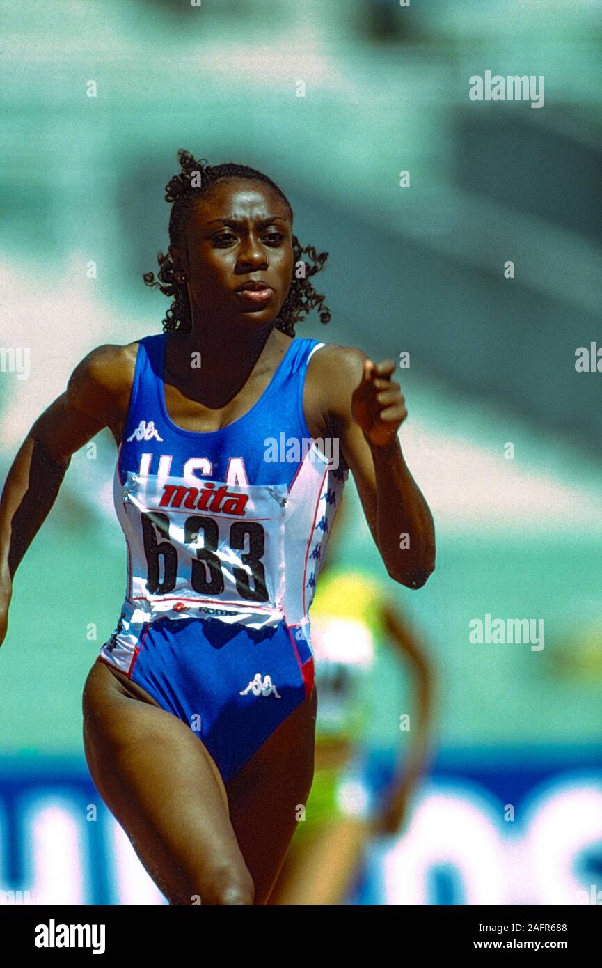 Black woman running track Stock Photos - Page 1 : Masterfile