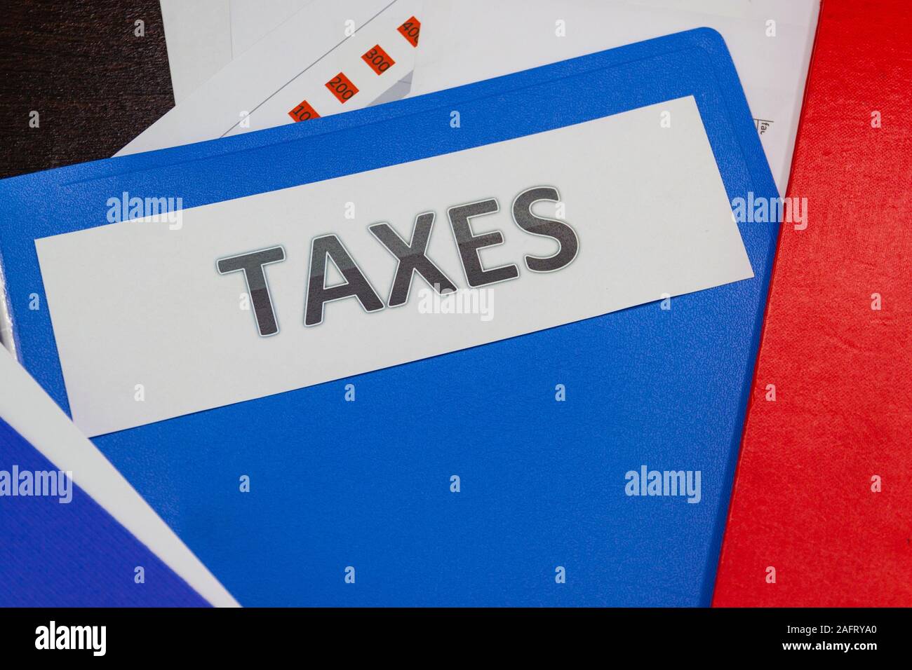 Table of annual income tax hi-res stock photography and images - Alamy