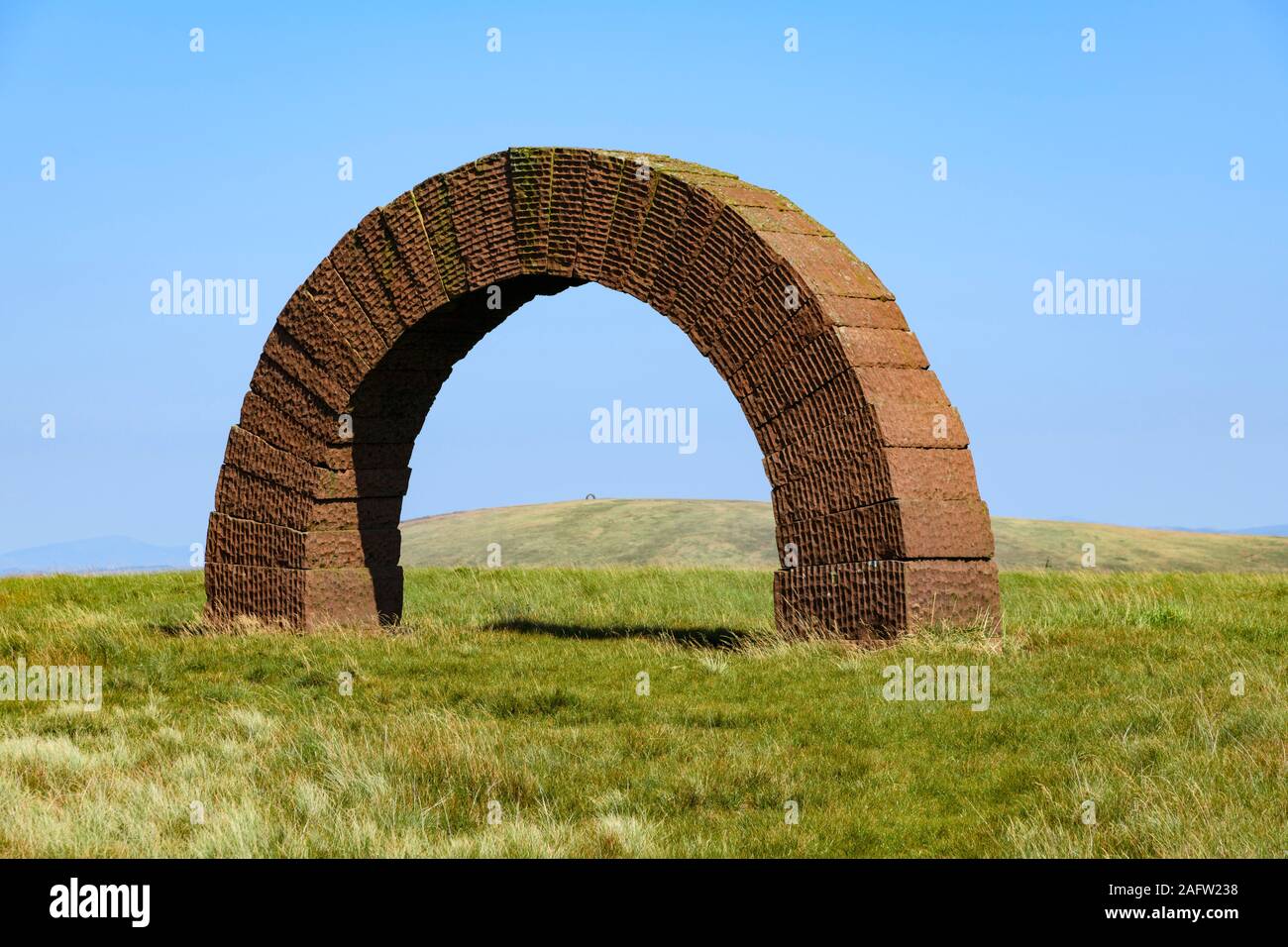 Benbrack Arch, The Striding Arches, sculpture by Andy Goldsworthy, Dumfries & Galloway, Scotland Stock Photo