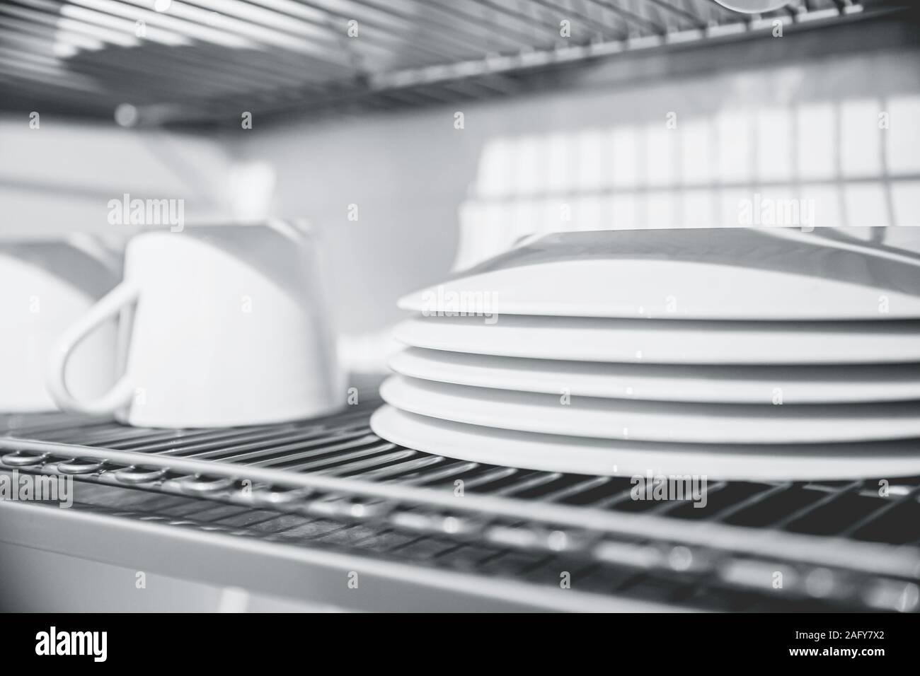 Ceramic plates hires stock photography and images Alamy