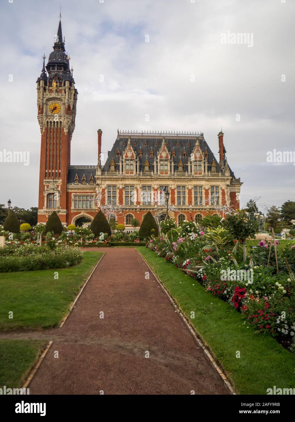 Calais town hall and clock tower, France Stock Photo Alamy