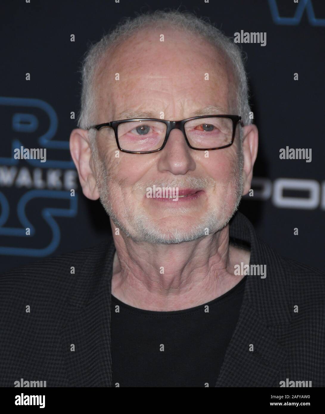 Los Angeles, USA. 16th Dec, 2019. Ian McDiarmid arrives at Disney's STAR WARS THE RISE OF SKYWALKER held at the Dolby Theater in Hollywood, CA on Monday, ?December 16, 2019. (Photo By Sthanlee B. Mirador/Sipa USA) Credit: Sipa USA/Alamy Live News Stock Photo