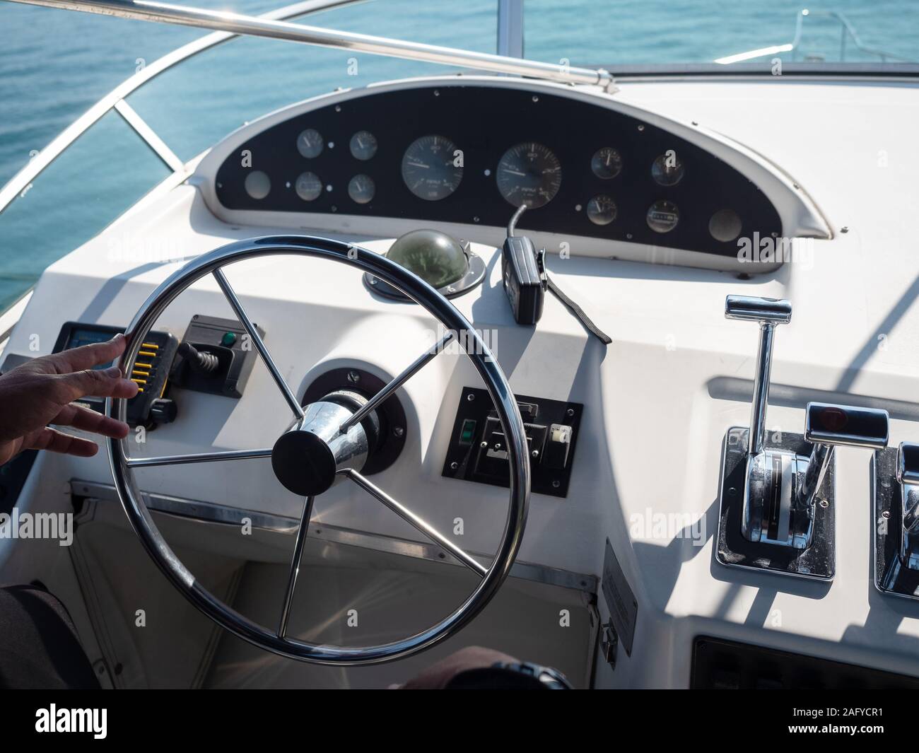 Vintage boat dashboard hires stock photography and images Alamy