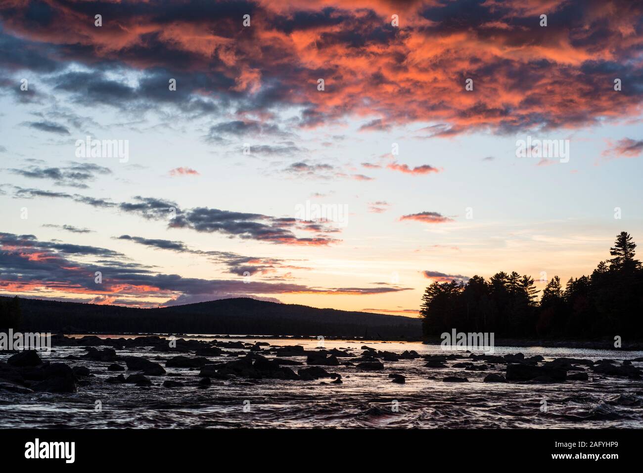 Upper dam lake hires stock photography and images Alamy