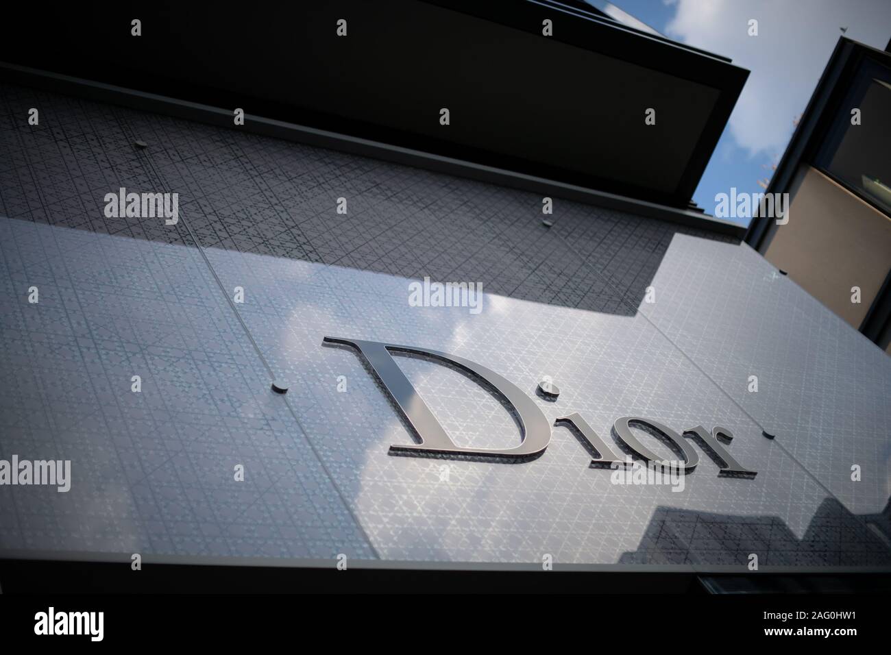 Close up of Dior brand logo – Stock Editorial Photo © lucidwaters #80443362