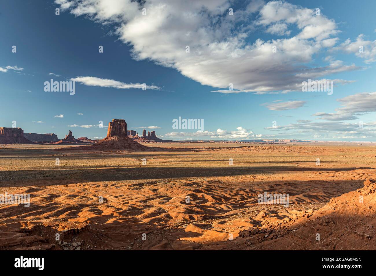 Sandstone buttes from Artist's Point Overlook, Monument Valley, Utah and Arizona border, USA Stock Photo