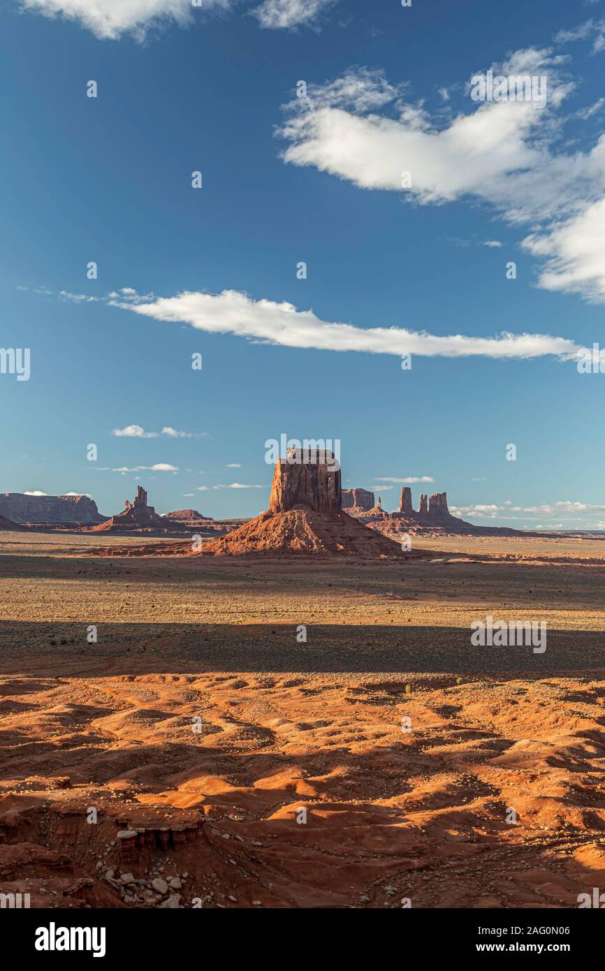 Sandstone buttes from Artist's Point Overlook, Monument Valley, Utah and Arizona border, USA Stock Photo