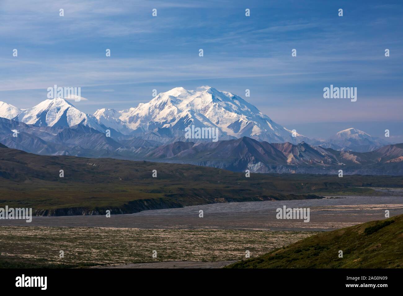 Denali (20,320 ft) with Mt Brooks (11,940 ft) on the left and Mt Foraker (17,400) on the right in Denali National Park, Alaska Stock Photo
