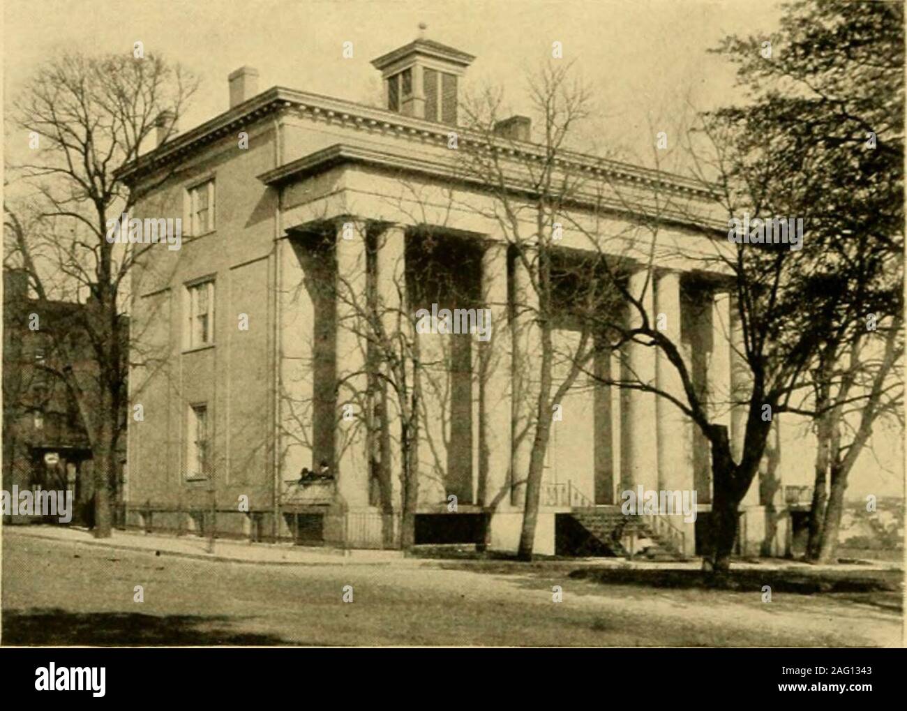 Historic Towns Of The Southern States Monument To General Robert