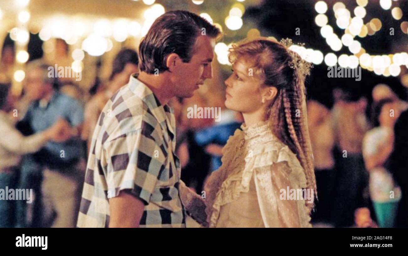 FANDANGO 1985 Warner Bros film with Kevin Costner and Suzy Amis Stock Photo