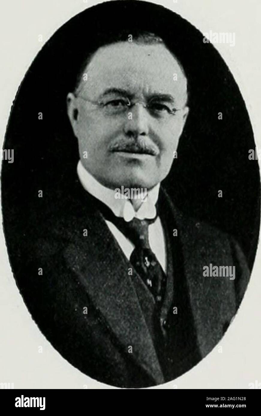 . Notable Londoners, an illustrated who's who of professional and business men. SIR HEXRV (Simpjonj lAW, .Ml)., J.P. Chairman, .lpine Sports, Ltd. Educated HorncastleGrammar 3 chnol ; Dublin Iniversity, H..., li.Ch., M.D. ;Indian Medical Missionary, 1SS7 ; invalided home, j888 ;founded Grindelwald Conference, 1892-1896; arrangedinternational municipal visits between England andGermany, America. Switzerland, and Scandinavia ; Chair-man of ew Reform Club, 19021905 ; convened WelshDisestabhshment Conciliation Committee, 1912 ; contested(L) Boston Division, Lines., 1910 ; founder of the PublicS Stock Photo