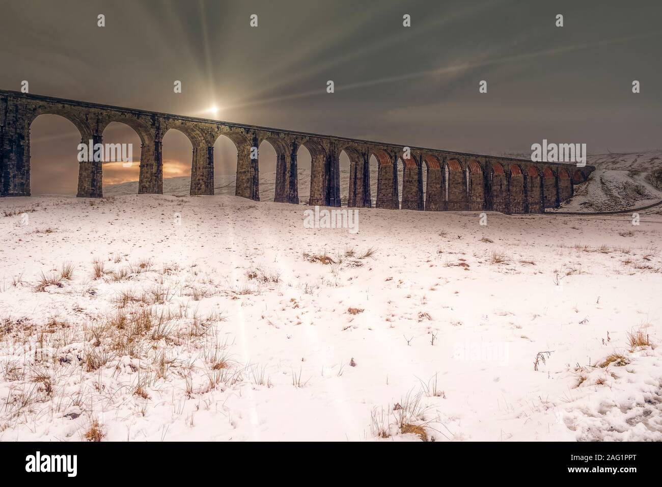The Ribblehead Viaduct or Batty Moss Viaduct carries the Settle–Carlisle railway across Batty Moss in the Ribble Valley at Ribblehead, in North orkshi Stock Photo