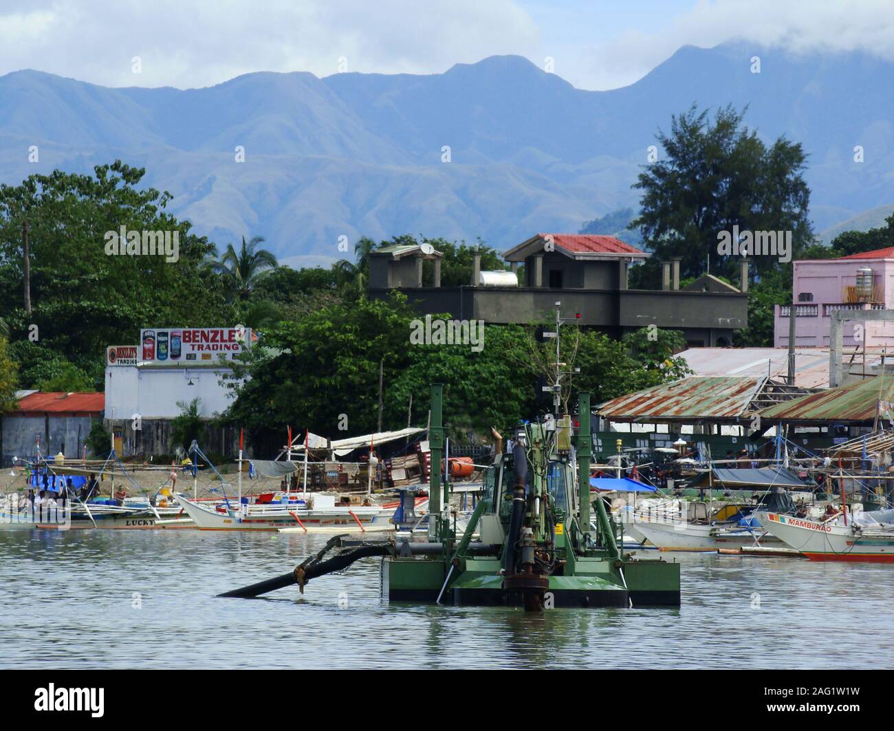 Coastal communities in The Philippines, highly dependent on fisheries for their livelihoods and food security Stock Photo