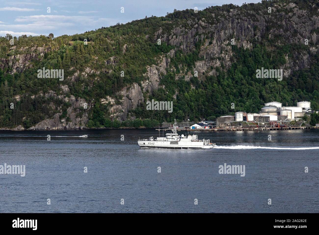 Norwegian navy vessel minehunter HNoMS Maaloey (Måløy) M342. Approaching port of Bergen, Norway Stock Photo