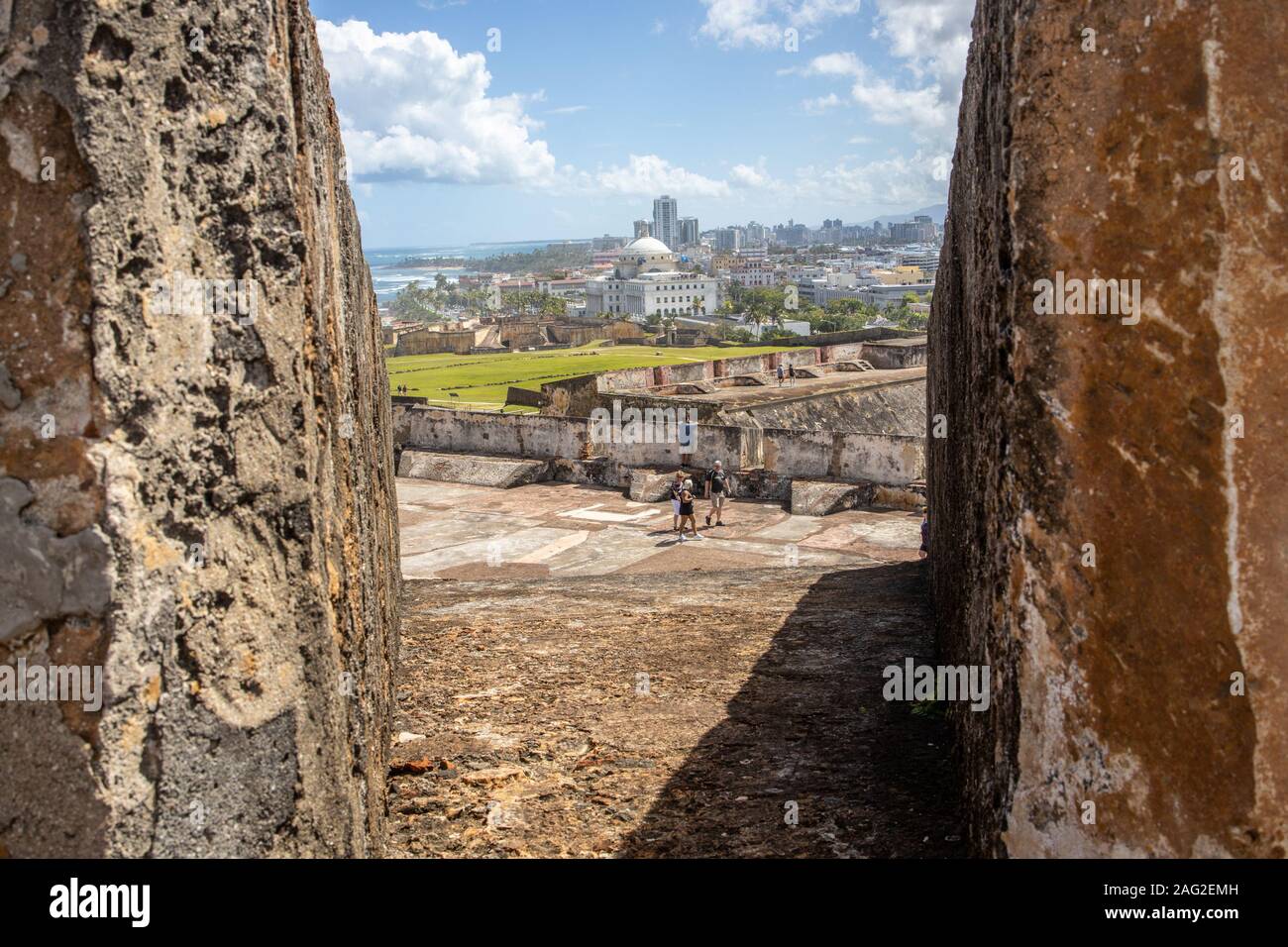 Tourists on the walls o,f San Cristobal Castle, El Capitolio, San Juan, Puerto Rico Stock Photo